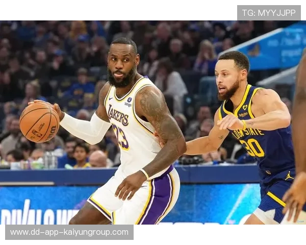 勇士在交易截止日前处于全面收缩态势观望大局